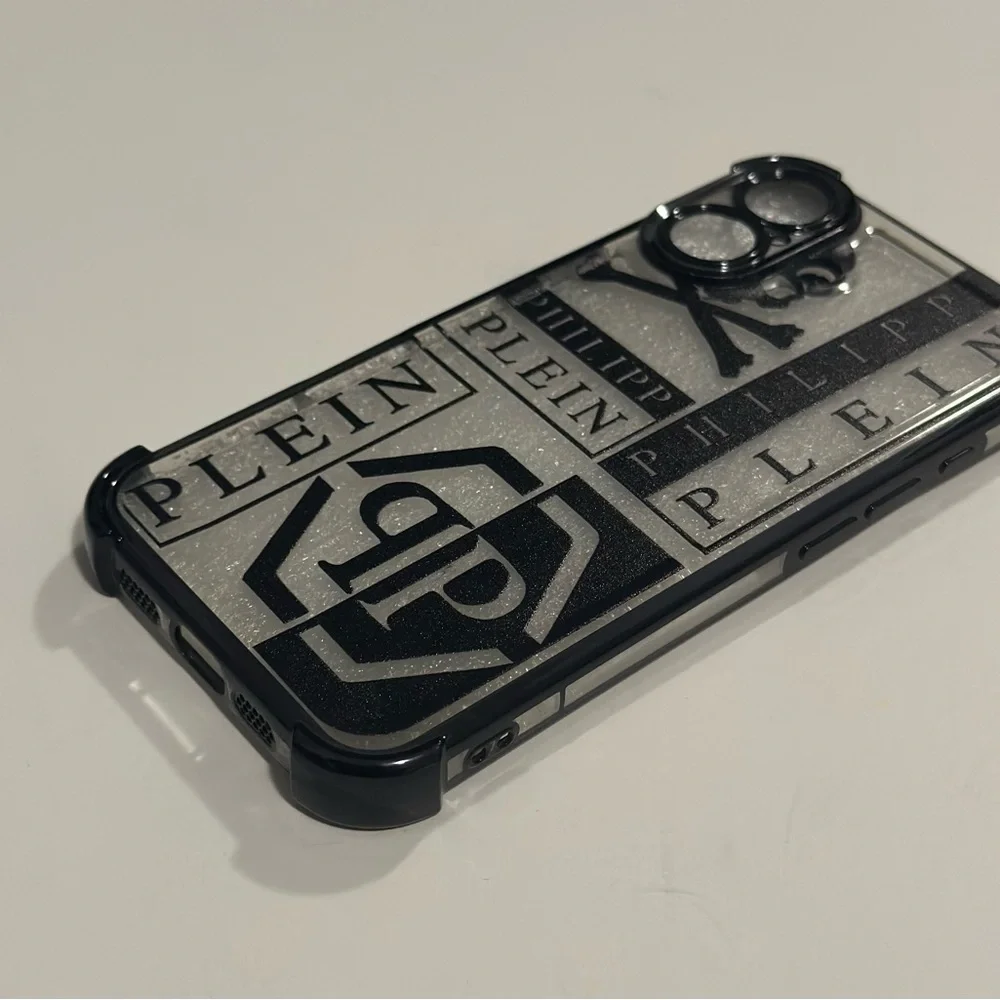 Philipp plein iPhone 16 case